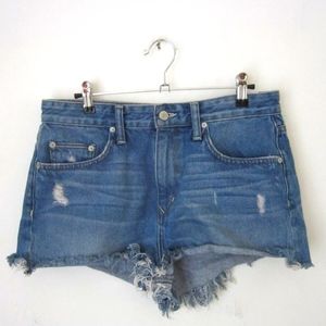 💥 EUC Lovers + Friends Booty Frayed Shorts